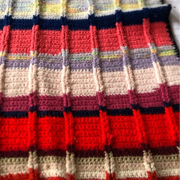 1970s Hand Knit Striped Blanket - Picture 3 of 11